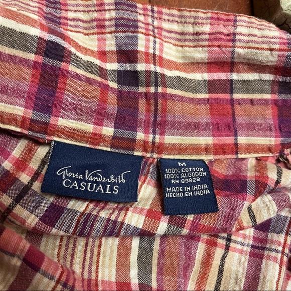 Gloria Vanderbilt Plaid Button Down Short Sleeve Shirt - Picture 7 of 7